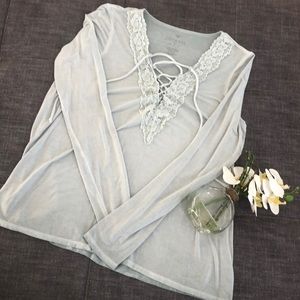 🍀Soft & Sexy Size Med American Eagle Long Sleeve